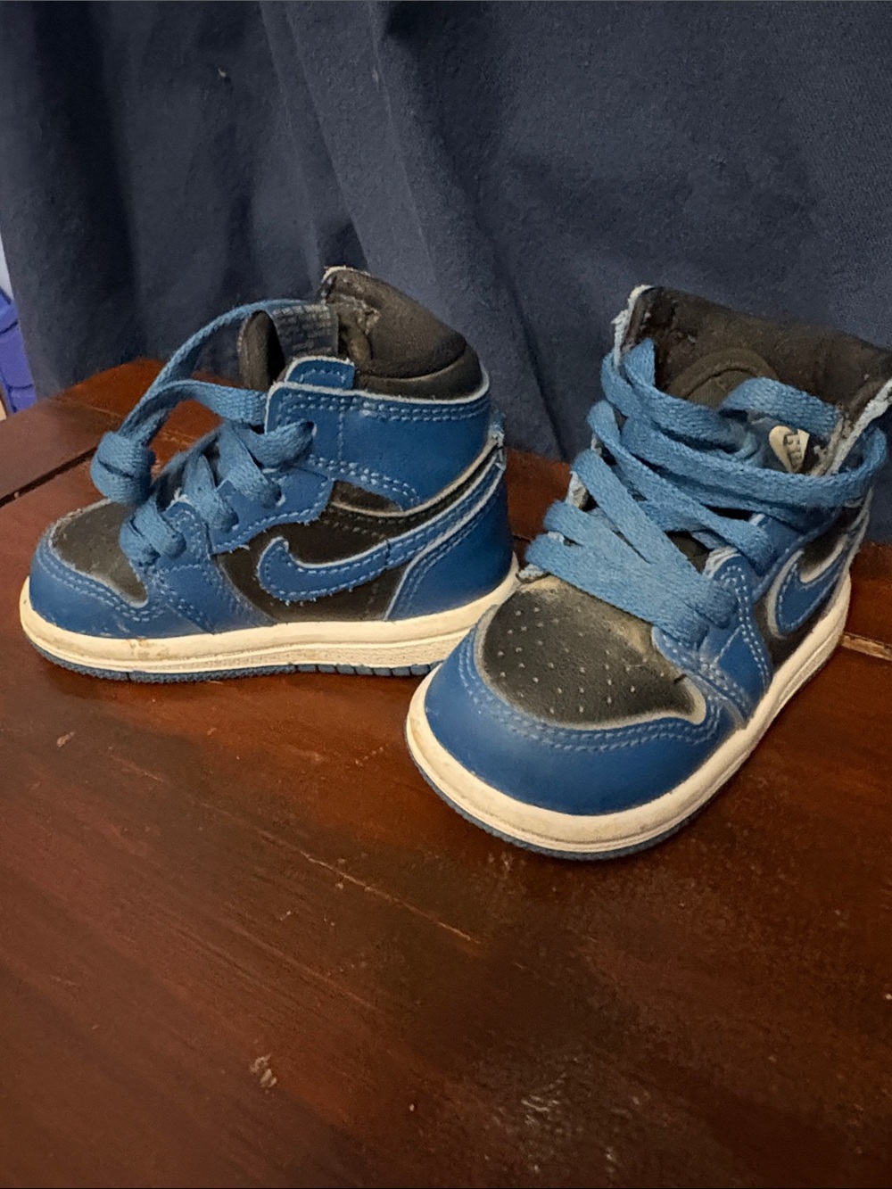 Nike Kids High-Top Sneakers in Blue and Black